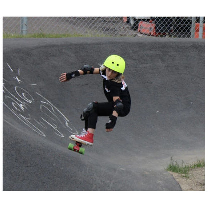 【triple eight】Jr SAVER PROTECTIVE 3-PACK BLACK