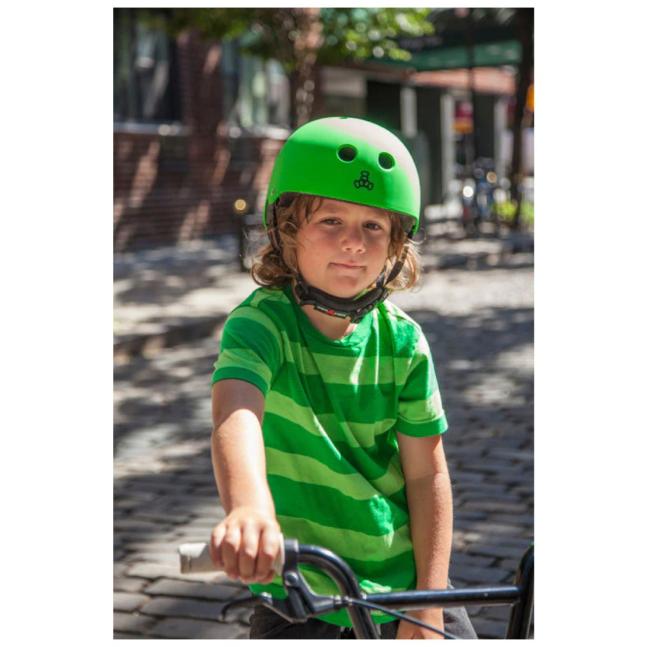 【triple eight】LIL 8 YOUTH HELMET NEON GREEN GLOSSY